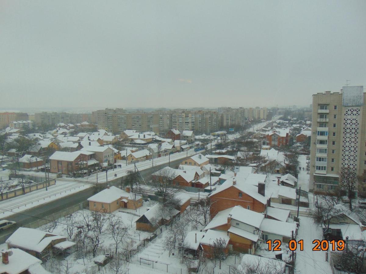 Уютная Квартира В Районе Медуниверситета Vinnytsia Exterior photo